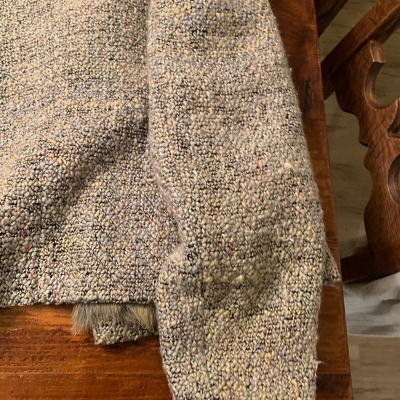 - 💕Harvé Benard vintage wool and fur women's coat 🧶🐑 - Picture 9 of 11